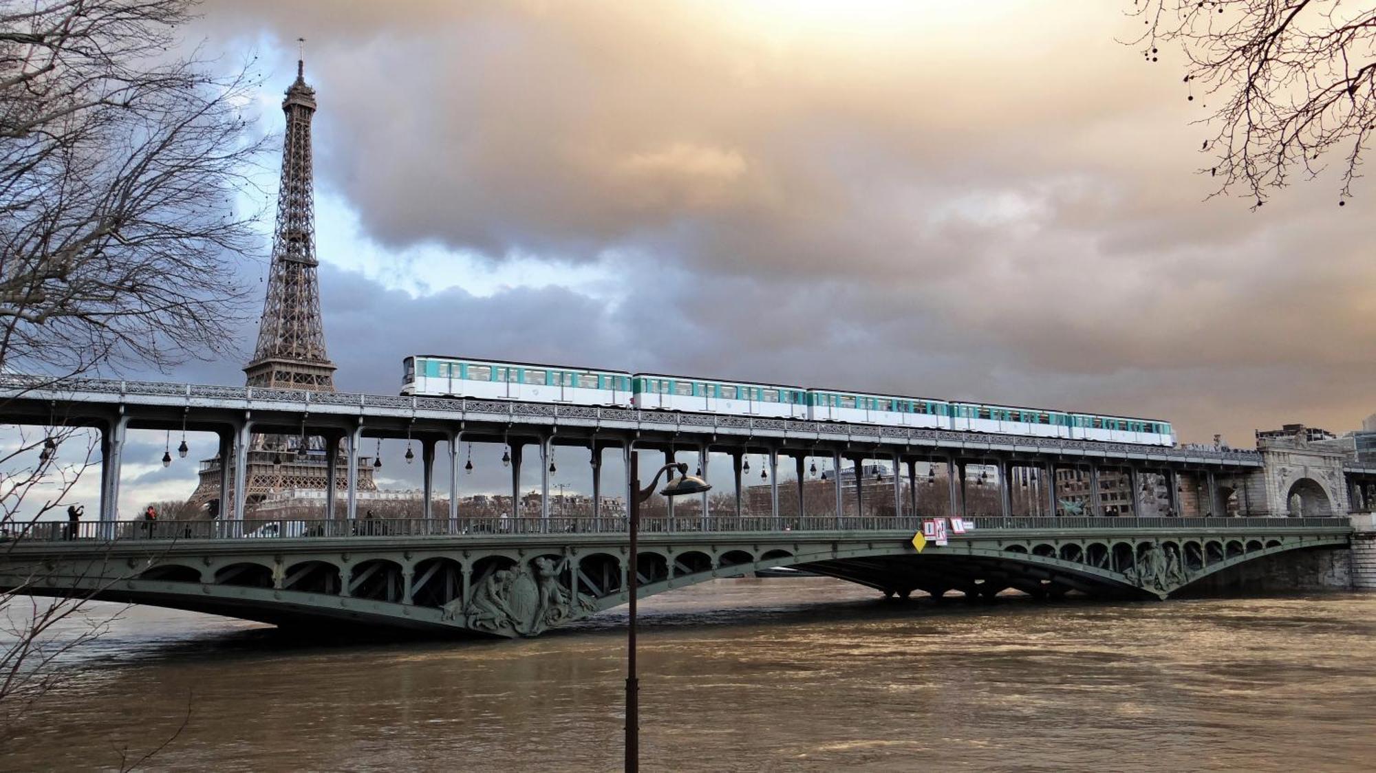 Eiffel Citea Access Dayroom Espace Paris Sans Nuitee Et Chambre Partagee Chatillon Nuitee -- Repos Journee Ou Espace Travail 8-19H Proche Tour Eiffel Ou Usage Bureau A L'Heure En Journee -- Nuitee Chatillon Avenue París Exterior foto